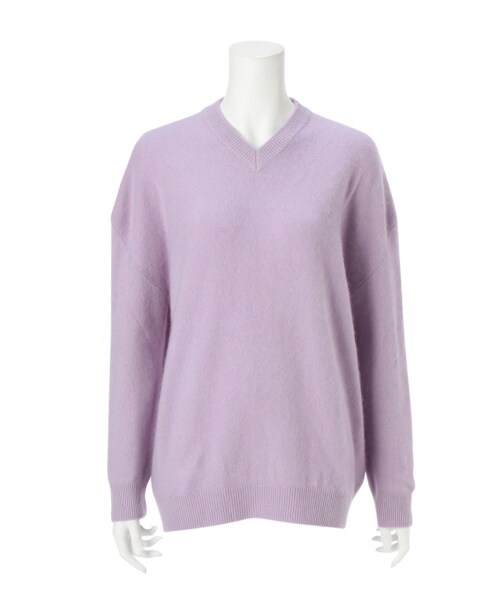 G.V.G.V.（ジーヴィージーヴィー）の「BRUSHED CASHMERE V-NECK TOP（トップス・レディース・PURPLE・XS）」の2枚目の写真