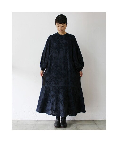 美品　SUSURI ススリ　サーディンドレスワンピース　フォーマル susuri（ススリ）の「SUSURI ススリ サーディンドレス #navy 【送料