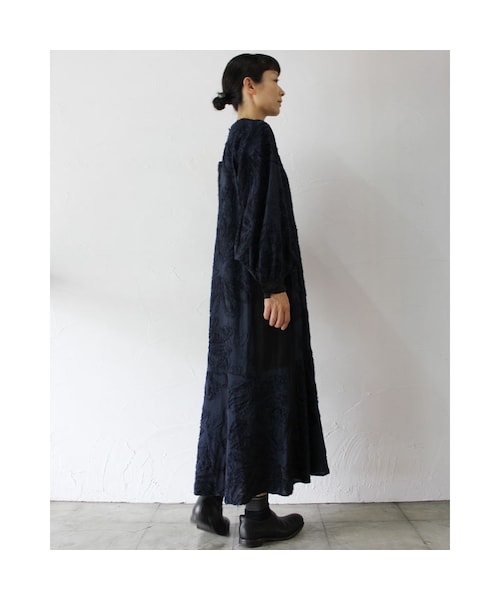 美品　SUSURI ススリ　サーディンドレスワンピース　フォーマル susuri（ススリ）の「SUSURI ススリ サーディンドレス #navy 【送料