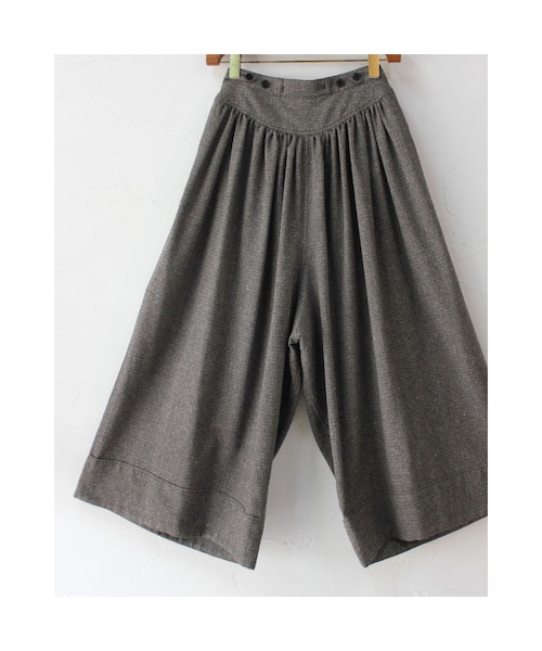 susuri（ススリ）の「SUSURI ススリ ピザントパンツ #smoky brown 