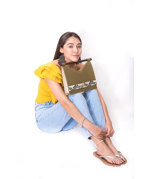 STORES.jp（ストアーズドットジェーピー）の「LS Triangolare（ショルダーバッグ・レディース・その他）」の3枚目の写真