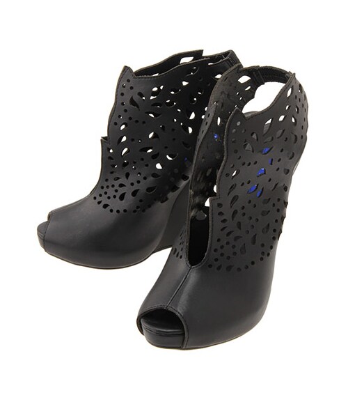 EDDY GRACE（エディグレース）の「カットアウトウェッジサンダル（シューズ・レディース・ベージュ/ブラック/オフホワイト系・M/L）」の3枚目の写真