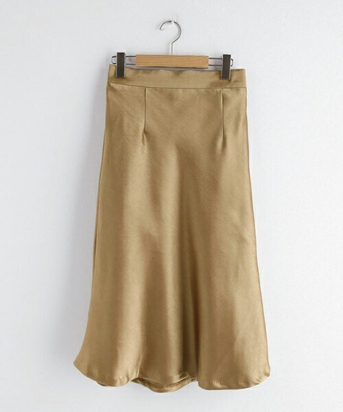 DHOLIC（ディーホリック）の「バックゴムサテンスカート（スカート・レディース・ピンク/ブラック/グレー/ベージュ・FREE）」の4枚目の写真