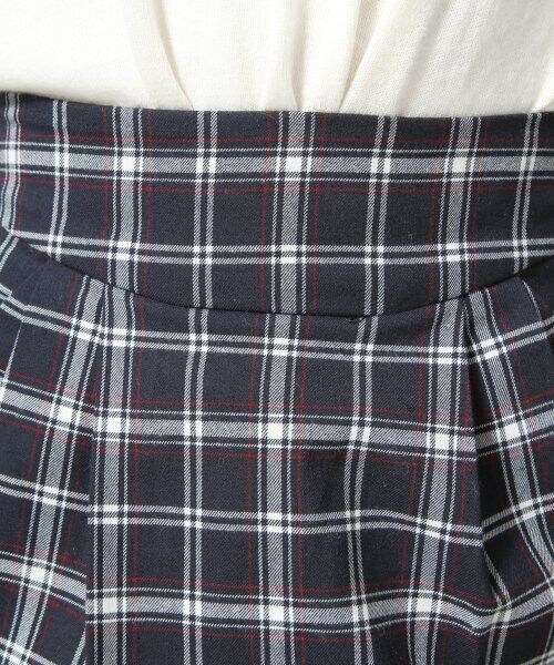 JEANASIS（ジーナシス）の「サキゾメガラコクーンスカート（スカート・レディース・グレーチェック/グリーンストライプ/ネイビーチェック・S/M）」の6枚目の写真