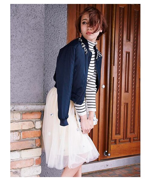 MIIA（ミーア）の「ジュエルボックスチュールスカート（スカート・レディース・ベージュ/ブラック/グレー系/ボルドー・F）」の9枚目の写真