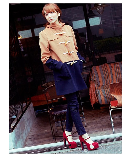 MIIA（ミーア）の「アシメトリーハートパンプス（シューズ・レディース・ベージュ/バーガンディー/ブラック/グレー/ネイビー・1/2/3）」の12枚目の写真