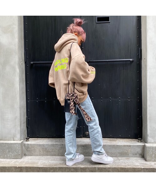 no brand（ノーブランド）の「ストレートデニムパンツ#8608（デニムパンツ・レディース・その他）」の2枚目の写真