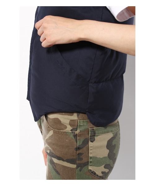 Crescent Down Works（クレセントダウンワークス）の「CRESCENT DOWN クレッセント ダウンベスト（ダウンジャケット・レディース・ベージュ/ネイビー・フリー）」の9枚目の写真