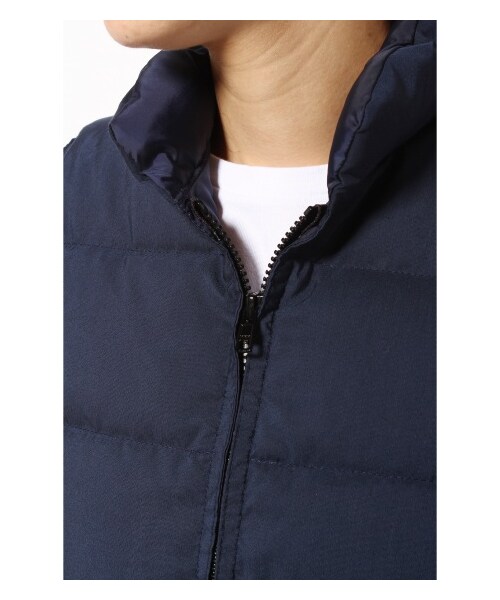 Crescent Down Works（クレセントダウンワークス）の「CRESCENT DOWN クレッセント ダウンベスト（ダウンジャケット・レディース・ベージュ/ネイビー・フリー）」の10枚目の写真