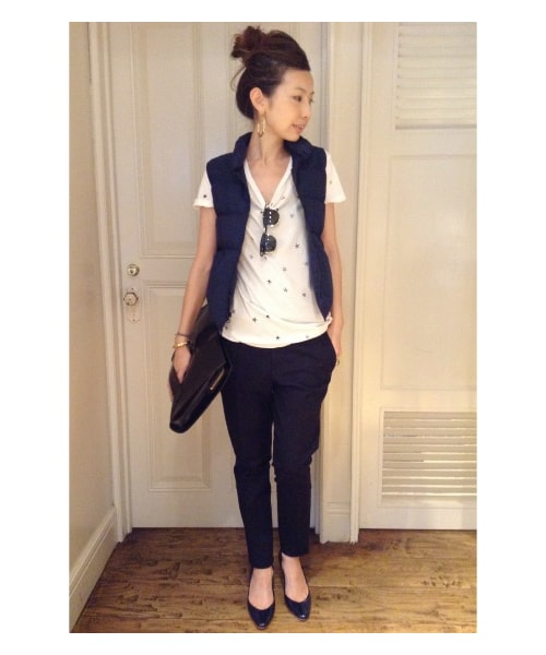 Crescent Down Works（クレセントダウンワークス）の「CRESCENT DOWN クレッセント ダウンベスト（ダウンジャケット・レディース・ベージュ/ネイビー・フリー）」の17枚目の写真