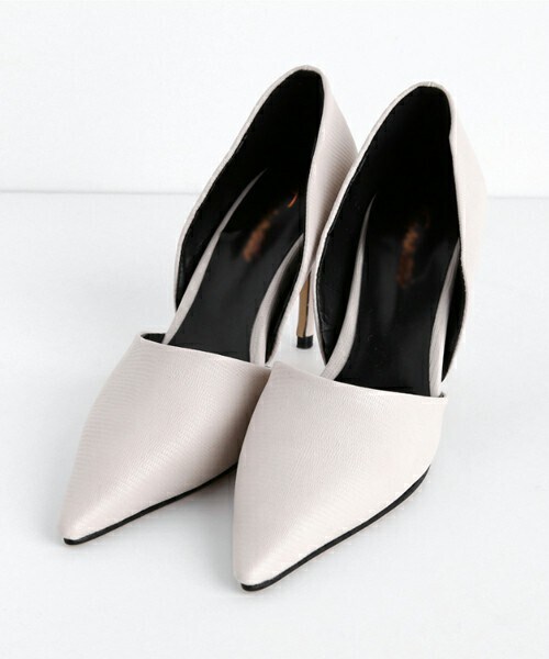 DHOLIC（ディーホリック）の「2TYPEポインテッドトゥシューズ（パンプス・レディース・ブラウン/ホワイト/ブラック・230/235/240/245/250）」の2枚目の写真