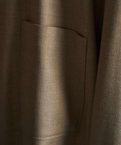 LIDNM（リドム）の「WOOL RAYON SLIT SHIRT（シャツ/ブラウス・メンズ・ベージュ系/グリーン系/ブルー系・MEDIUM/LARGE）」の10枚目の写真