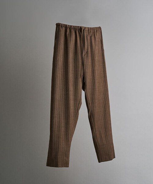 LIDNM（リドム）の「HERRINGBONE EASY PANTS（スラックス・メンズ・ブラウン系・SMALL/MEDIUM）」の3枚目の写真