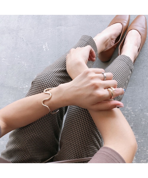 copine（コピン）の「スタイリッシュデザイン！ウェーブバングル(2color)（バングル/リストバンド・レディース・その他）」の9枚目の写真