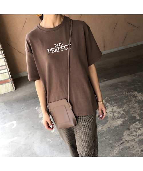 copine（コピン）の「柔らかな肌触り！シンプルロゴtシャツ(3color)【クリックポスト対象商品】（Tシャツ/カットソー・レディース・その他）」の2枚目の写真