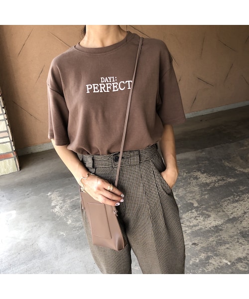 copine（コピン）の「柔らかな肌触り！シンプルロゴtシャツ(3color)【クリックポスト対象商品】（Tシャツ/カットソー・レディース・その他）」の9枚目の写真