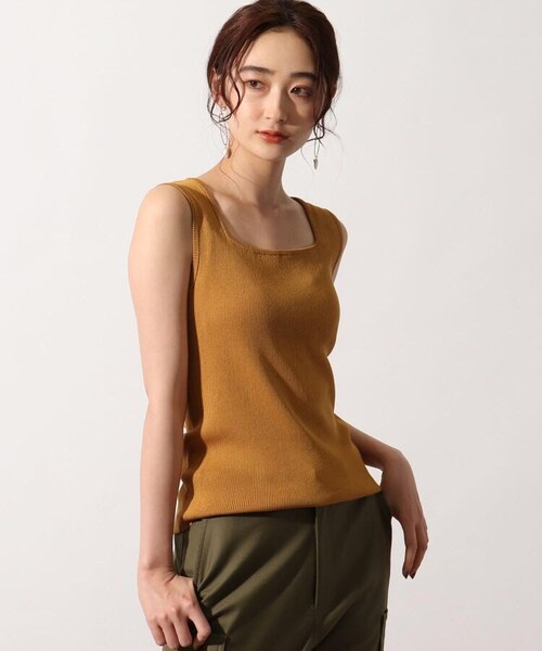 OZOC(オゾック)の「ノースリーブニット(トップス・レディース・オフホワイト(003)/キャメル(041)/ナチュラル(050)/モデル情報:身長165cm 着用サイズ38(M)/モデル情報:身長168cm 着用サイズ38(M)・38(M))」の11枚目の写真