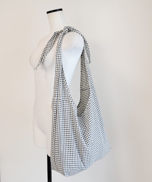 no brand(ノーブランド)の「Gingham Check Bag(トートバッグ・レディース・その他)」の7枚目の写真