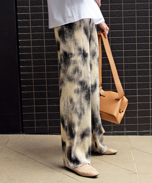 no brand(ノーブランド)の「タイダイプリーツラフPT(その他パンツ・レディース・その他)」の6枚目の写真