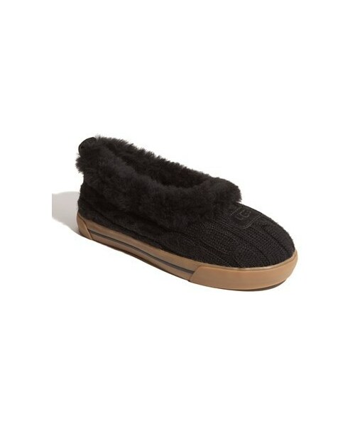 UGG（アグ）の「UGG® Australia 'Rylan' Knit Slipper (Women)（レッグウェア・Black/Grey・6/12/7/10/11）」の2枚目の写真