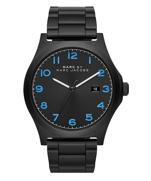 Marc by Marc Jacobs(マークバイマークジェイコブス)の「MARC BY MARC JACOBS 'Jimmy' Round Bracelet Watch, 43mm(アナログ腕時計・Black/ Blue)」の1枚目の写真