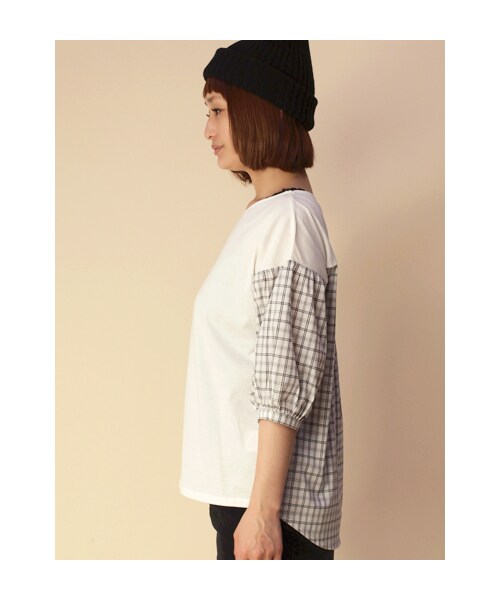 w closet（ダブルクローゼット）の「【A/W】袖チェック切替シルケット天竺プルオーバー（トップス・レディース・オフホワイト/ネイビー/ブラック・FREE）」の5枚目の写真