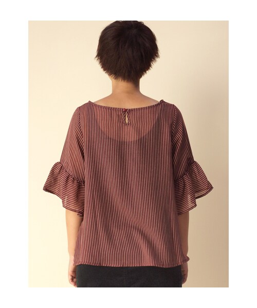 w closet（ダブルクローゼット）の「【A/W】袖フリルストライプブラウス（トップス・レディース・ブラック/ボルドー/ネイビー・FREE）」の6枚目の写真
