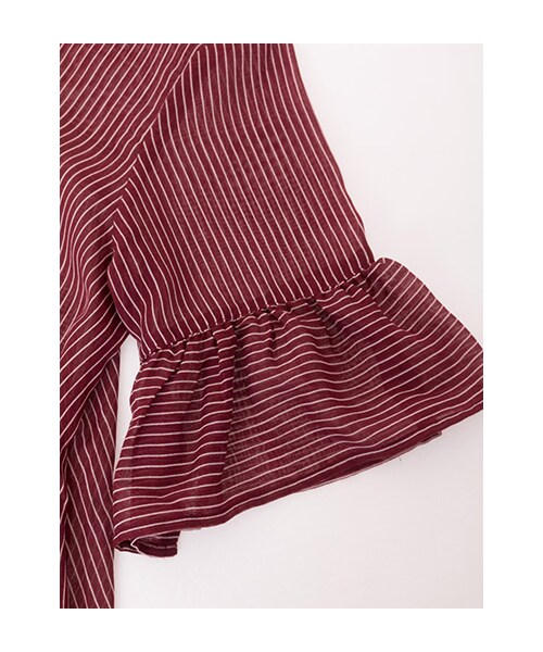 w closet（ダブルクローゼット）の「【A/W】袖フリルストライプブラウス（トップス・レディース・ブラック/ボルドー/ネイビー・FREE）」の9枚目の写真