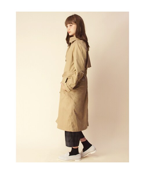 w closet(ダブルクローゼット)の「【予約】【A/W】ツイルロングトレンチコート(トップス・レディース・ベージュ/ライトカーキ・FREE)」の4枚目の写真