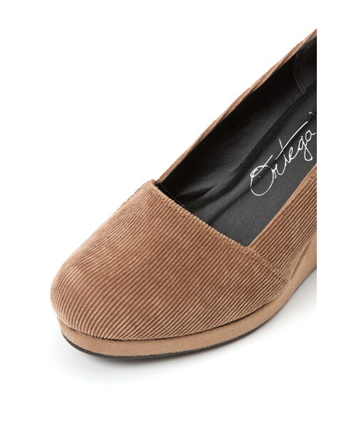 w closet（ダブルクローゼット）の「【A/W】コーデュロイインヒールスリッポン（シューズ・レディース・ベージュ/グレー/ネイビー/ブラック・M/L）」の6枚目の写真