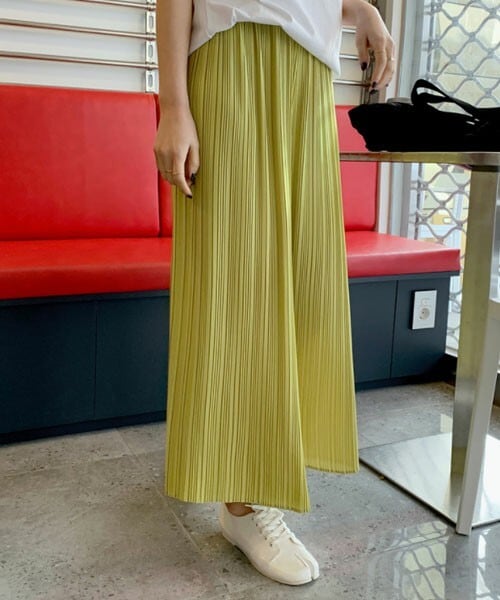 DHOLIC STYLE（ディーホリックスタイル）の「[mayblue] プリーツワイドパンツ（その他パンツ・レディース・ホワイト/イエロー/ピンク/ブラック/ブルー・FREE）」の4枚目の写真