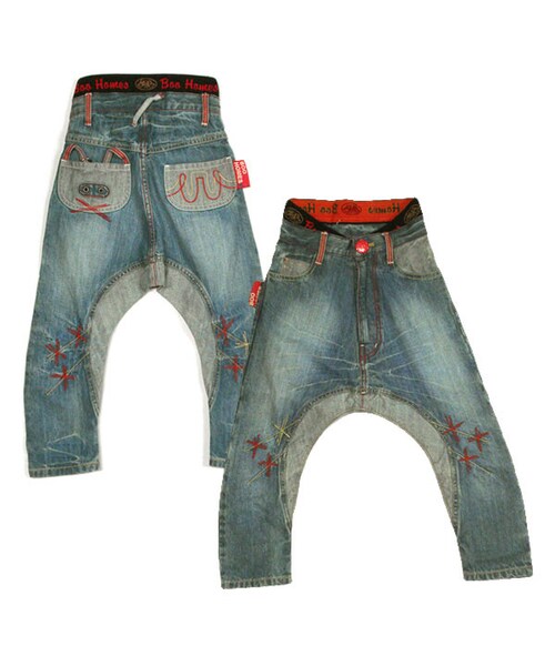 BOO HOMES(ブー オム)の「デニムロングパンツ(ブタさんポケット)(パンツ・キッズ・ライトインディゴ・90cm/100cm/110cm/120cm/130cm)」の1枚目の写真