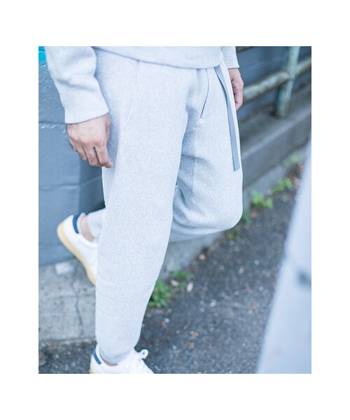 URBAN RESEARCH DOORS(アーバンリサーチドアーズ)の「Mt Design 3776 x Champion 別注RW WEBBING BELT SWEAT PANTS(パンツ・メンズ・オートミール/シルバーグレー/ネイビー・M/L)」の7枚目の写真
