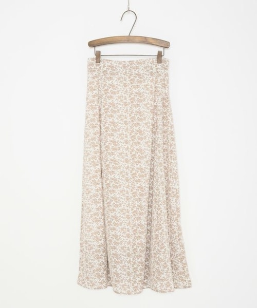 Crisp（クリスプ）の「フラワーフレアスカート[c2k2705b]（スカート・レディース・アイボリー/ブラック・FREE）」の3枚目の写真