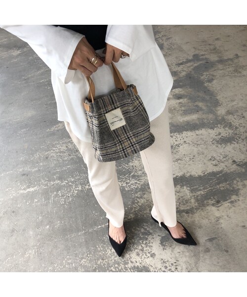copine（コピン）の「小ぶりなシルエットが可愛い！グレンチェック柄2wayミニバッグ(3color)【クリックポスト対象商品】（ショルダーバッグ・レディース・その他）」の6枚目の写真