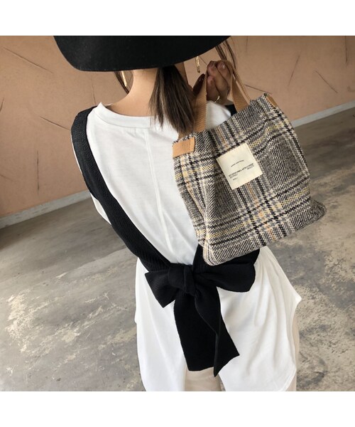 copine（コピン）の「小ぶりなシルエットが可愛い！グレンチェック柄2wayミニバッグ(3color)【クリックポスト対象商品】（ショルダーバッグ・レディース・その他）」の7枚目の写真