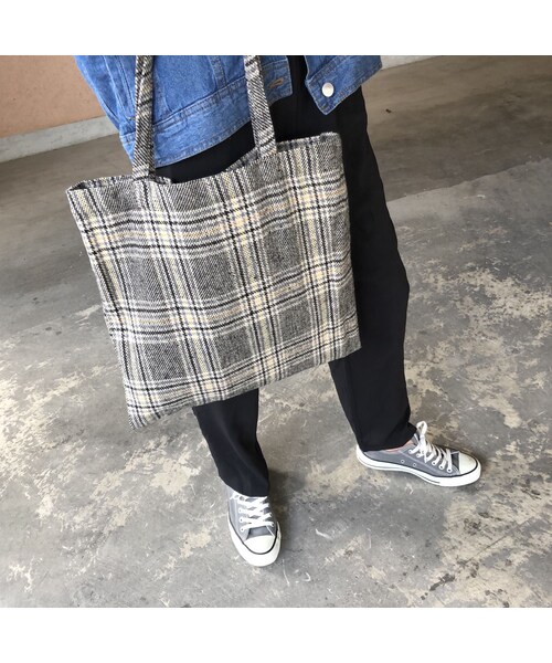 copine（コピン）の「デイリーに使えるA4サイズ対応！チェック柄カジュアルトートバッグ(2color)【クリックポスト対象商品】（トートバッグ・レディース・その他）」の9枚目の写真