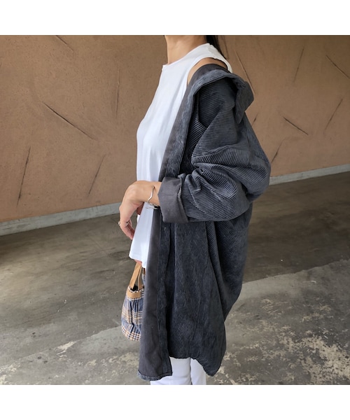 copine(コピン)の「10月9日再入荷!ゆるっとオーバーサイズ!コーデュロイロングシャツ(2color)【クリックポスト対象商品】(シャツ/ブラウス・レディース・その他)」の12枚目の写真