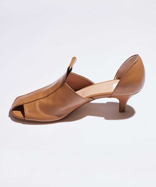 ELIN（エリン）の「スクエアトゥセパレートパンプス（シューズ・レディース・BLACK/BEIGE・XS/S/M）」の5枚目の写真