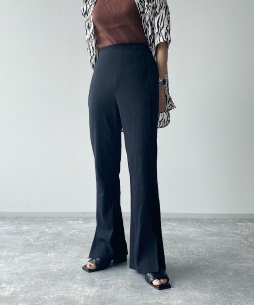 PAGEBOY（ページボーイ）の「フロントシームスリットカットパンツ（パンツ・レディース・ブラック/ベルベッド/ブラウン・F）」の5枚目の写真