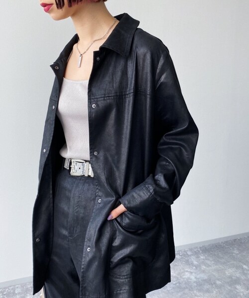ページボーイ　PAGEBOY　フェイクレザーシャツ PAGEBOY（ページボーイ）の「【CORE】フェイクレザーシャツ（）」 - WEAR