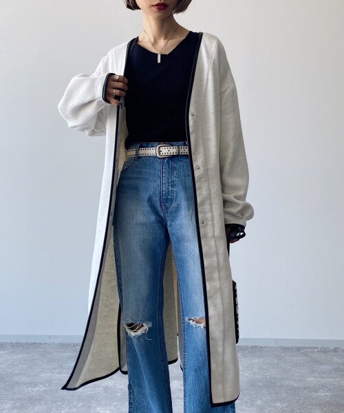 PAGEBOY（ページボーイ）の「【WEB先行予約】Ｗフェイスパイピングコート（ジャケット/アウター・レディース・ブラック/グレージュ・F）」の2枚目の写真