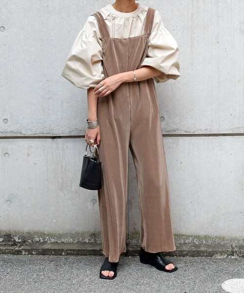 no brand（ノーブランド）の「プリーツオールインワン（その他パンツ・レディース・その他）」の2枚目の写真