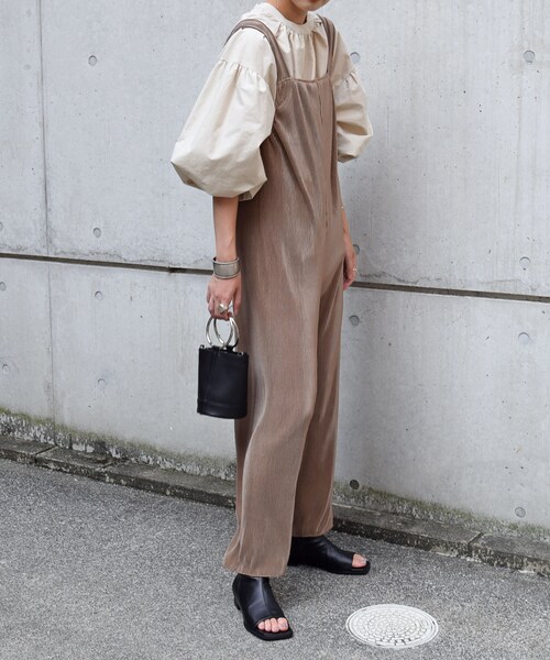 no brand（ノーブランド）の「プリーツオールインワン（その他パンツ・レディース・その他）」の4枚目の写真