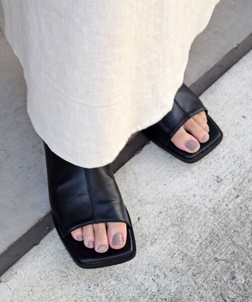 no brand(ノーブランド)の「Open Toe Booty(ブーツ・レディース・その他)」の2枚目の写真