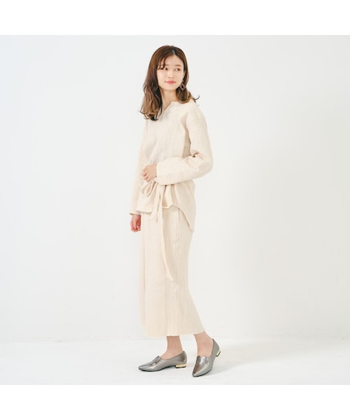 ORiental TRaffic(オリエンタルトラフィック)の「スリット切替フラットパンプス(その他・レディース・ブラック/ガンメタル/グレー・34(22.0cm)/35(22.5cm)/36(23.0cm)/37(23.5cm)/38(24.0cm)/39(24.5cm)/40(25.0cm)/41(25.5cm)/42(26.0cm))」の17枚目の写真