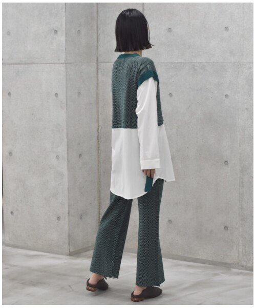 w closet（ダブルクローゼット）の「【Alley】ジャガードニットベストシャツドッキングプルオーバー（トップス・レディース・グリーン/ブラック・FREE/M/L）」の12枚目の写真