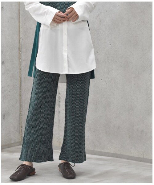 w closet(ダブルクローゼット)の「【Alley】ジャガードニットパンツ(パンツ・レディース・グリーン/ブラック・FREE/M/L)」の4枚目の写真