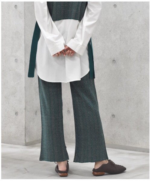 w closet(ダブルクローゼット)の「【Alley】ジャガードニットパンツ(パンツ・レディース・グリーン/ブラック・FREE/M/L)」の11枚目の写真