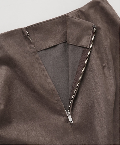 plage(プラージュ)の「Iラインフェイクスエードスカート(スカート・ブラウン/34/在庫なし/36/38/残り1点)」の14枚目の写真